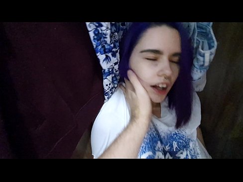 ❤️ Xwişka min di dolabê de dît û alîkariya wê kir ❤❌ Vîdyoyê seksî li ku.courseclass.ru ❤